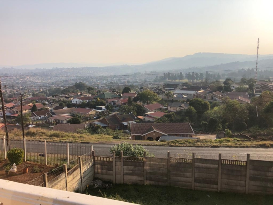 4 Bedroom Property for Sale in Raisethorpe KwaZulu-Natal