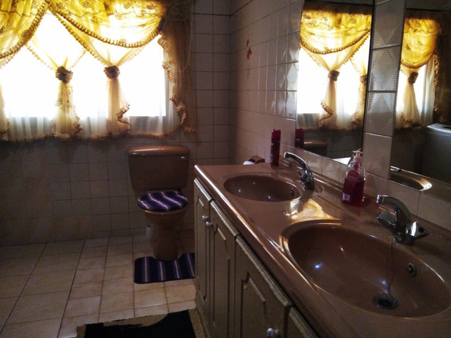 3 Bedroom Property for Sale in Raisethorpe KwaZulu-Natal