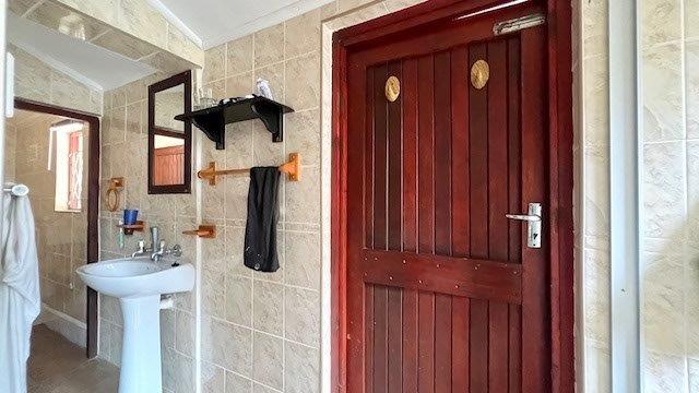 3 Bedroom Property for Sale in Uvongo KwaZulu-Natal