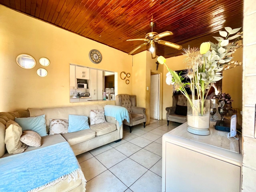 3 Bedroom Property for Sale in Lennoxton KwaZulu-Natal