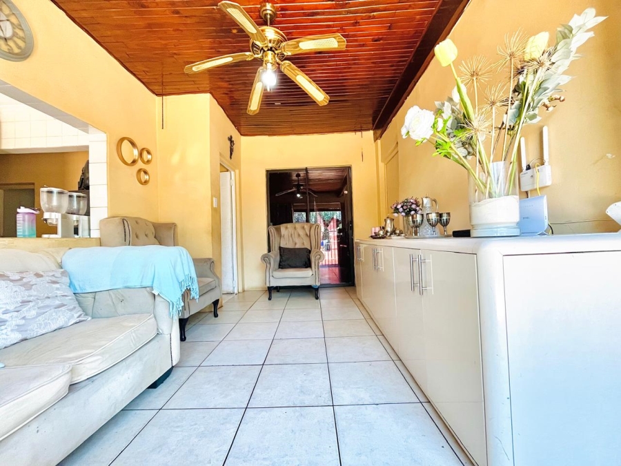 3 Bedroom Property for Sale in Lennoxton KwaZulu-Natal