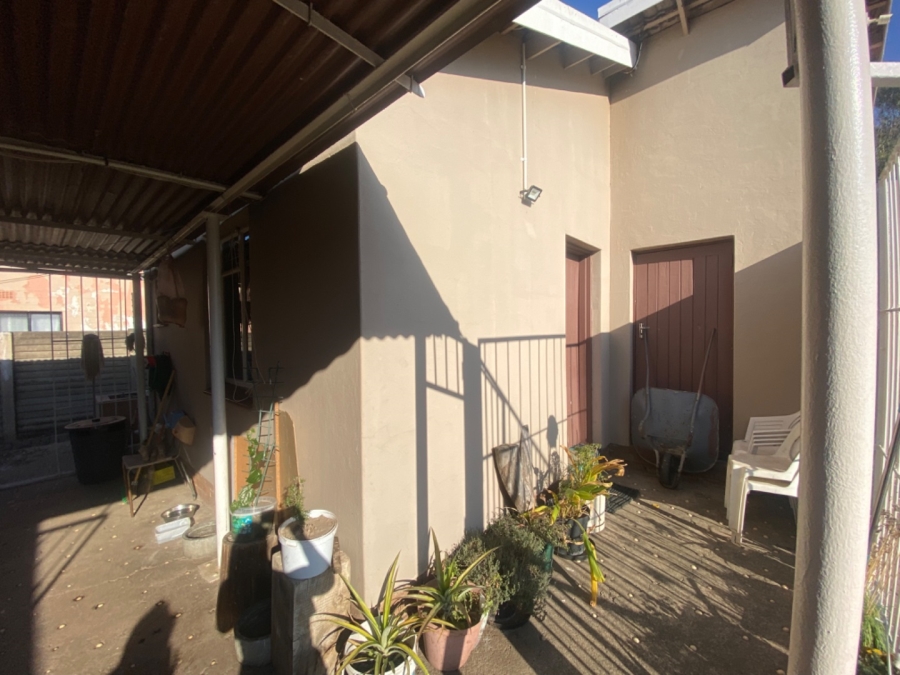 3 Bedroom Property for Sale in Lennoxton KwaZulu-Natal