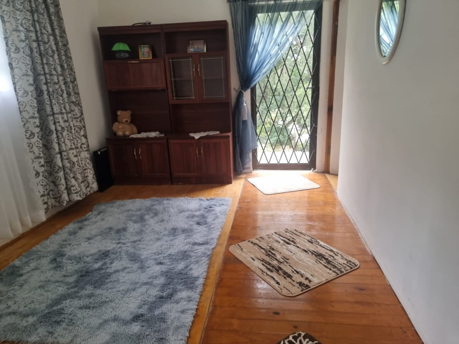 3 Bedroom Property for Sale in Umtentweni KwaZulu-Natal