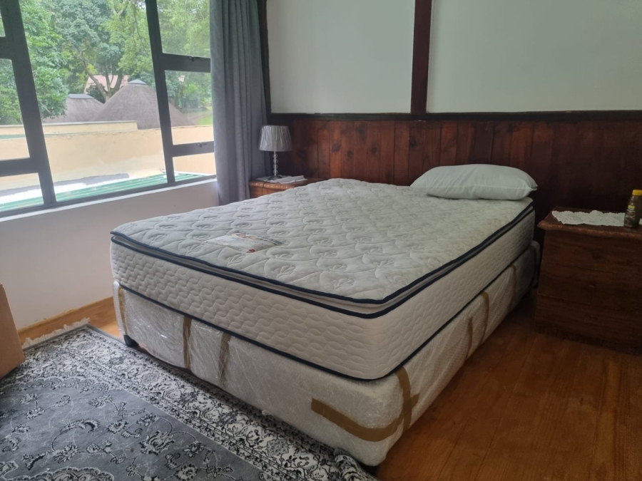 3 Bedroom Property for Sale in Umtentweni KwaZulu-Natal