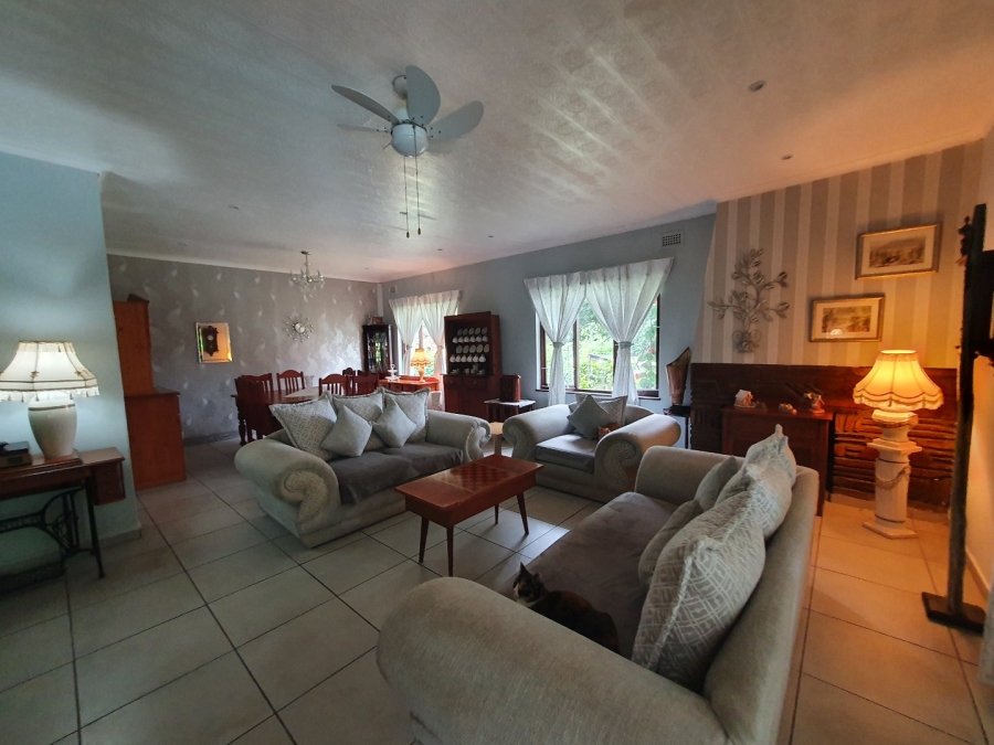 4 Bedroom Property for Sale in Umtentweni KwaZulu-Natal