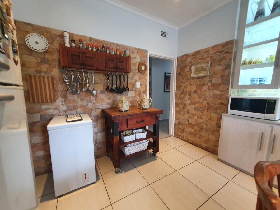 4 Bedroom Property for Sale in Umtentweni KwaZulu-Natal