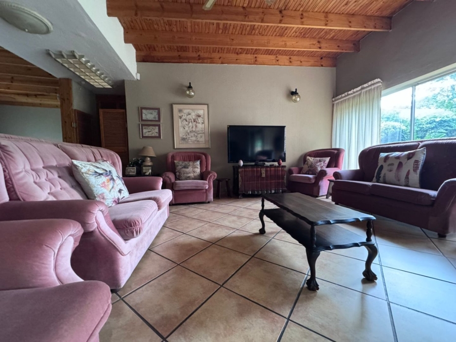 4 Bedroom Property for Sale in Huttenheights KwaZulu-Natal