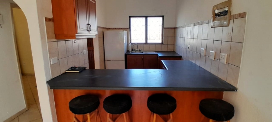 2 Bedroom Property for Sale in Port Edward KwaZulu-Natal