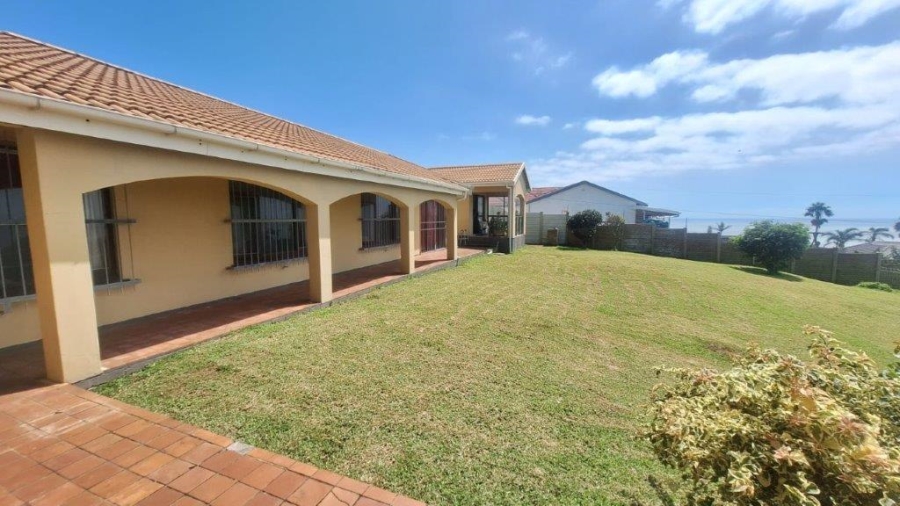 5 Bedroom Property for Sale in Uvongo KwaZulu-Natal