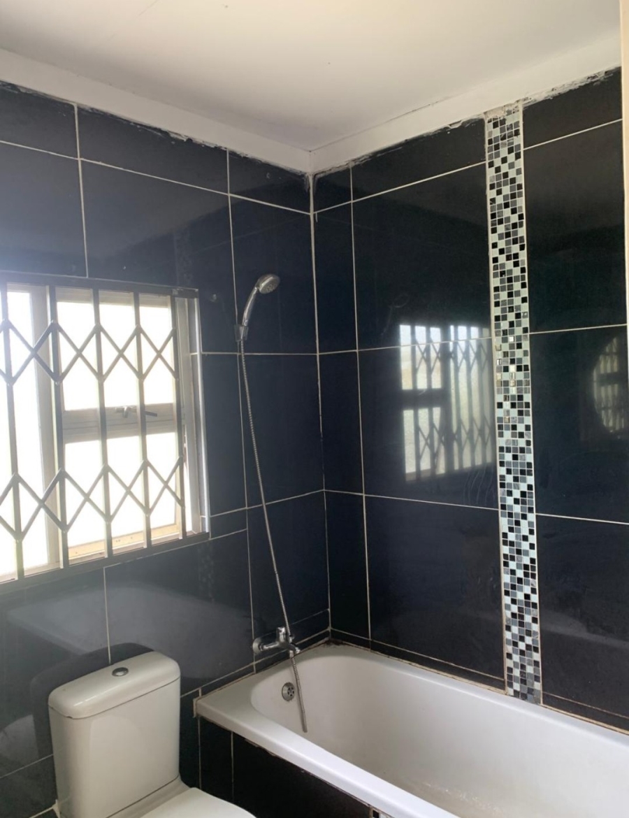 3 Bedroom Property for Sale in Esikhawini KwaZulu-Natal