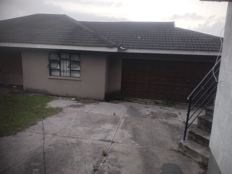  Bedroom Property for Sale in Esikhawini KwaZulu-Natal