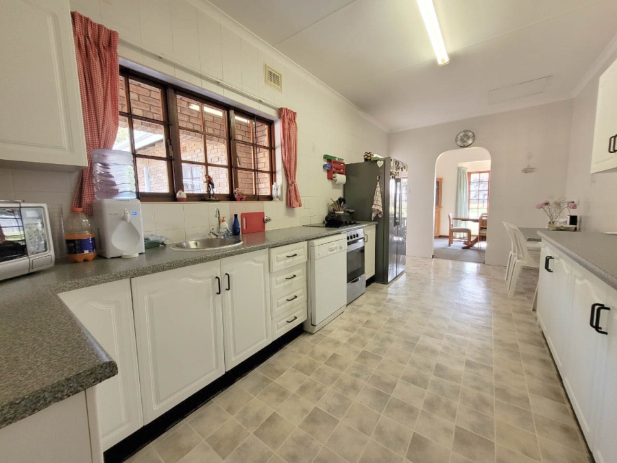 4 Bedroom Property for Sale in Margate KwaZulu-Natal