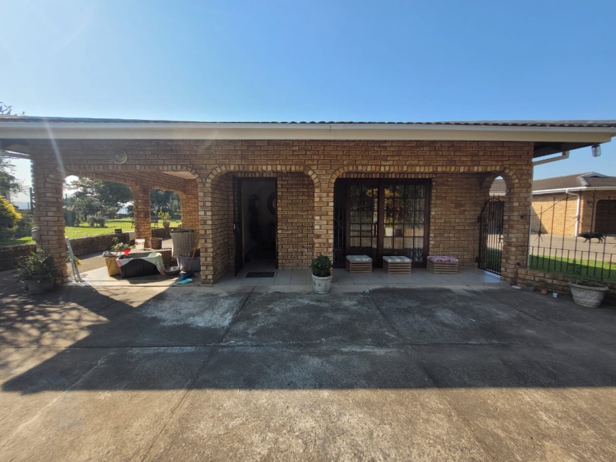 4 Bedroom Property for Sale in Margate KwaZulu-Natal