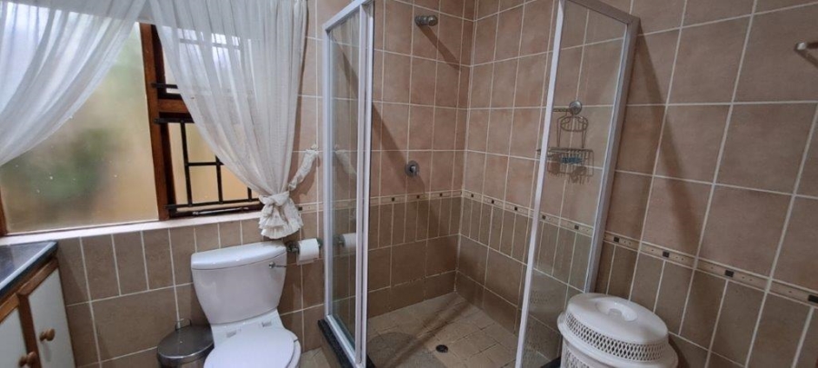 3 Bedroom Property for Sale in Uvongo KwaZulu-Natal