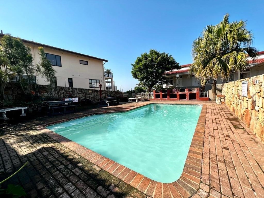 2 Bedroom Property for Sale in Uvongo KwaZulu-Natal