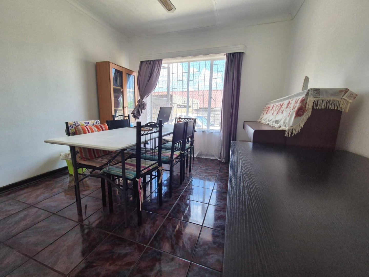 4 Bedroom Property for Sale in Sunnyridge KwaZulu-Natal