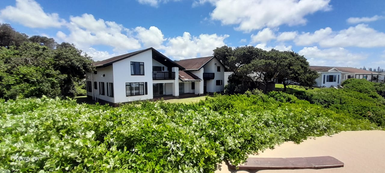 5 Bedroom Property for Sale in Sea Park KwaZulu-Natal