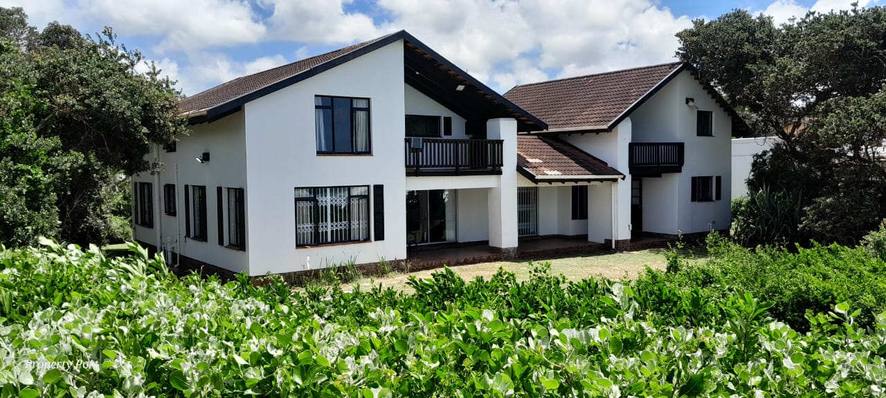 5 Bedroom Property for Sale in Sea Park KwaZulu-Natal