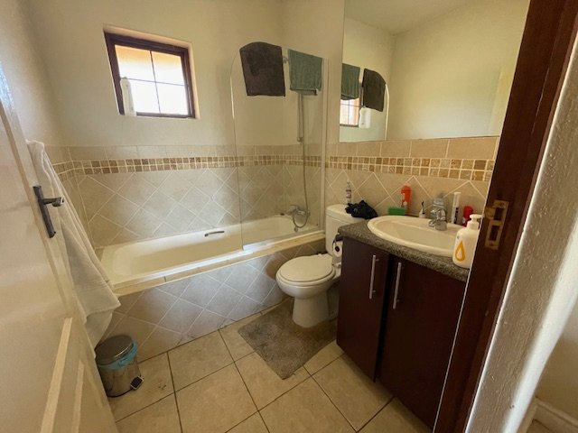 1 Bedroom Property for Sale in Port Edward KwaZulu-Natal