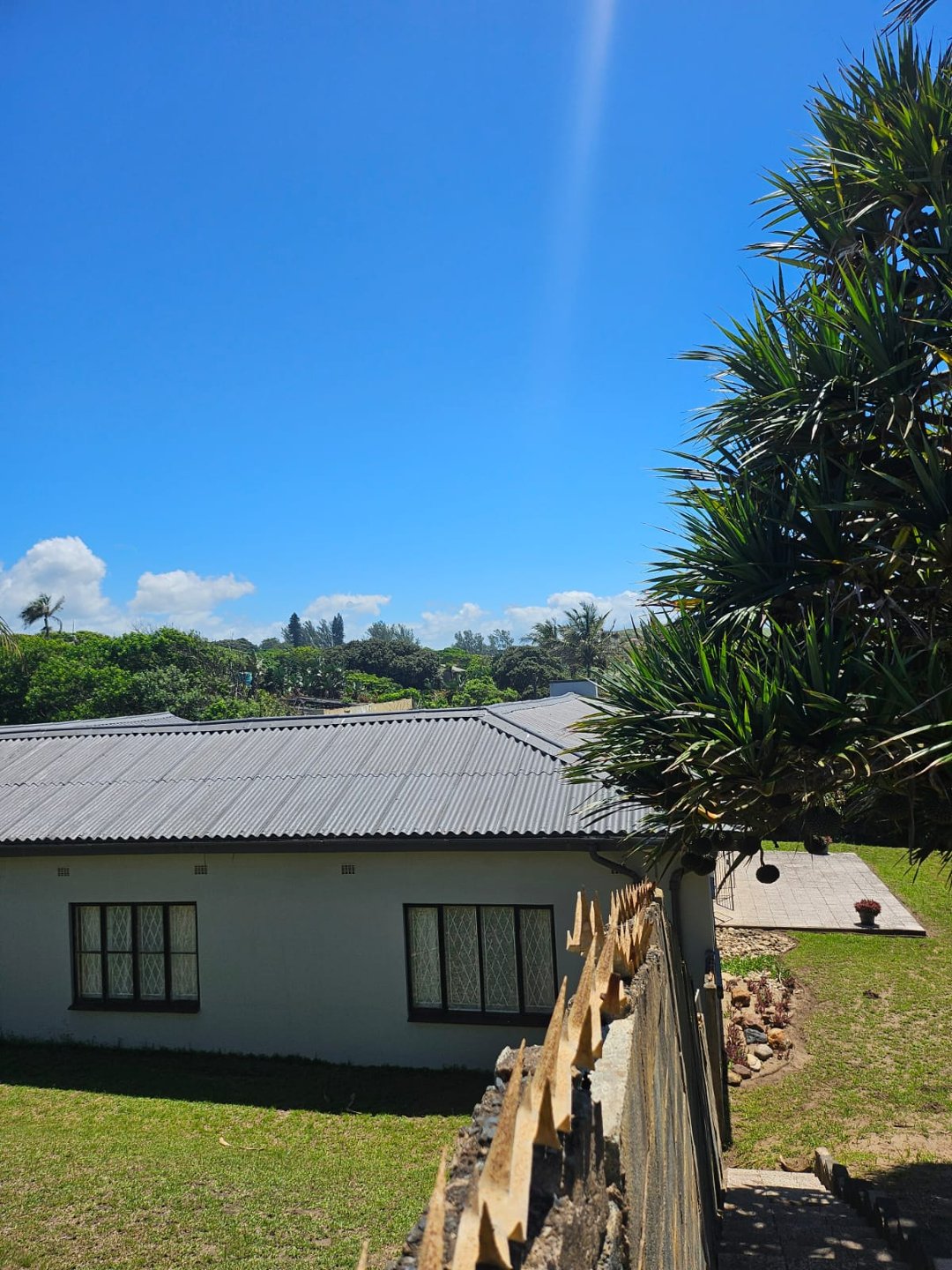 8 Bedroom Property for Sale in Tugela Mouth KwaZulu-Natal