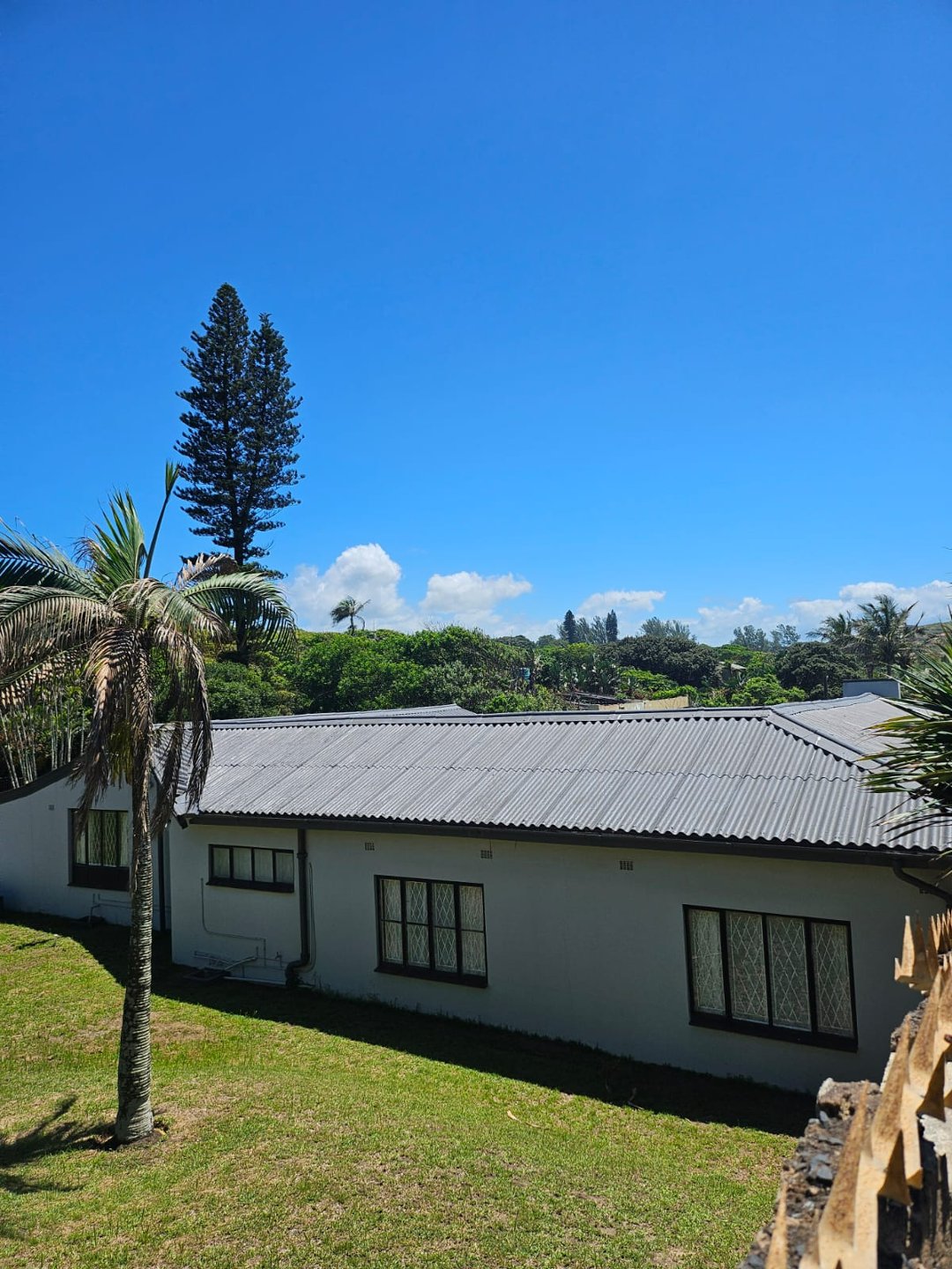 8 Bedroom Property for Sale in Tugela Mouth KwaZulu-Natal