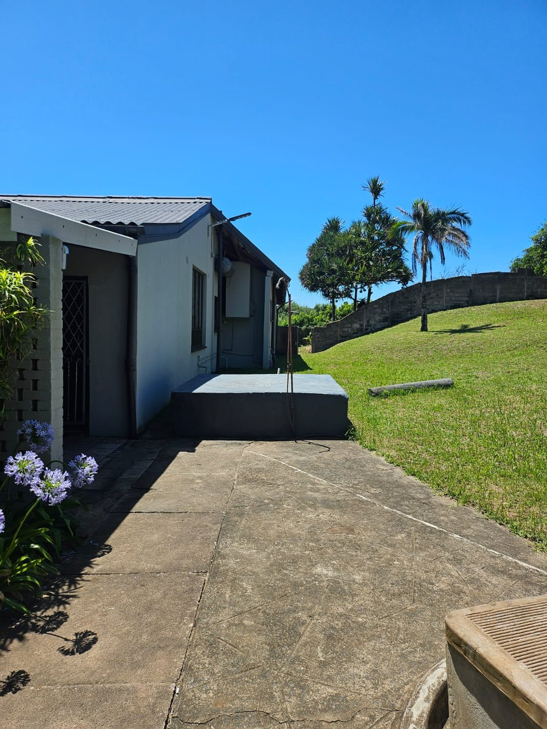 8 Bedroom Property for Sale in Tugela Mouth KwaZulu-Natal