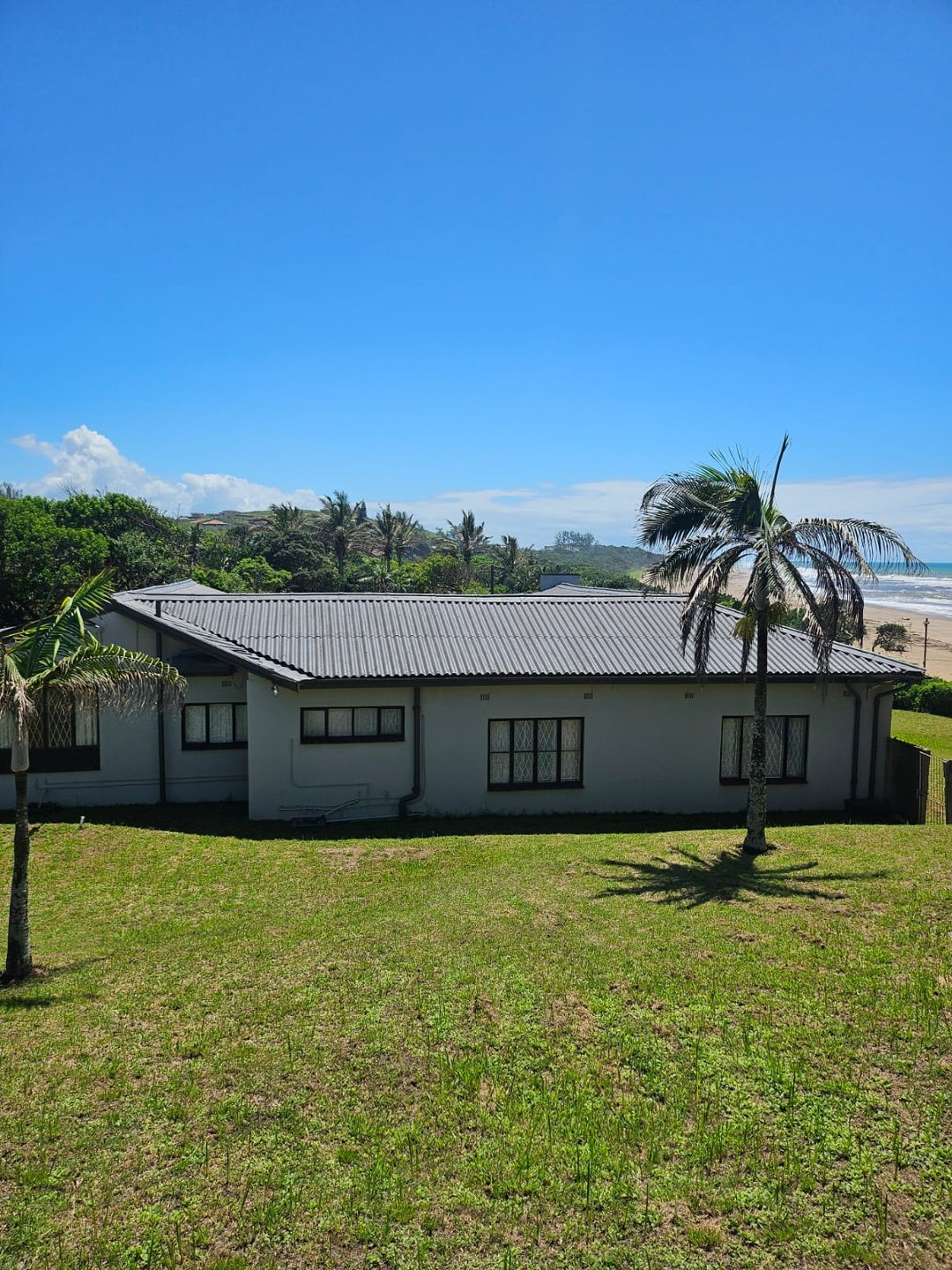 8 Bedroom Property for Sale in Tugela Mouth KwaZulu-Natal