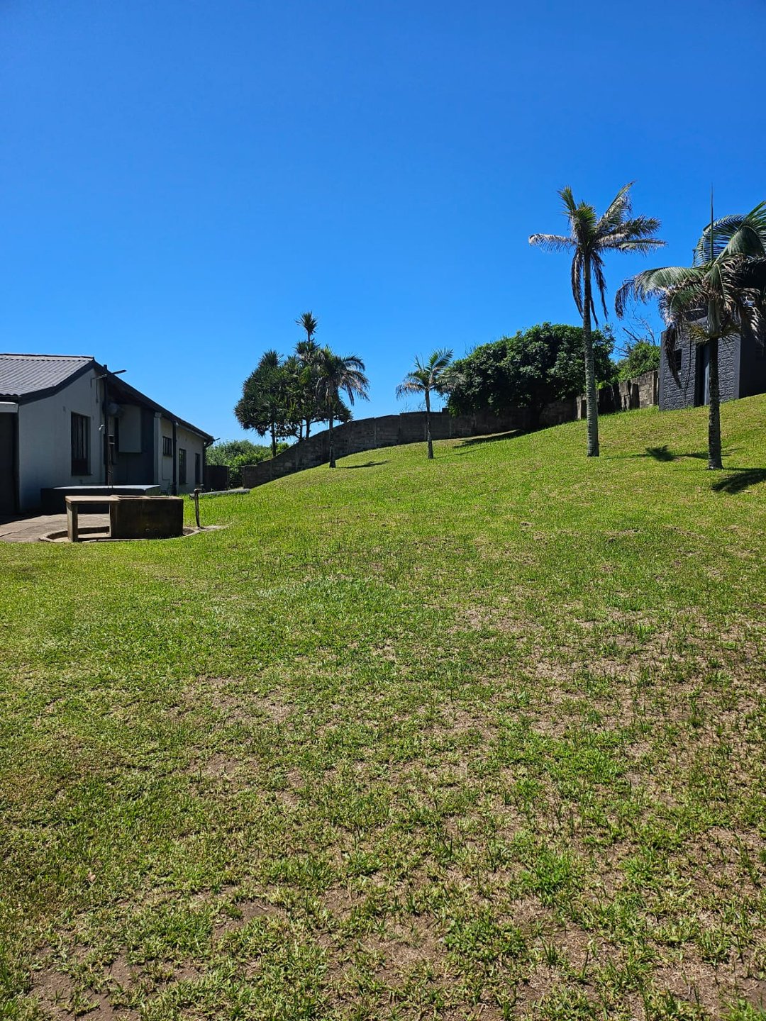 8 Bedroom Property for Sale in Tugela Mouth KwaZulu-Natal