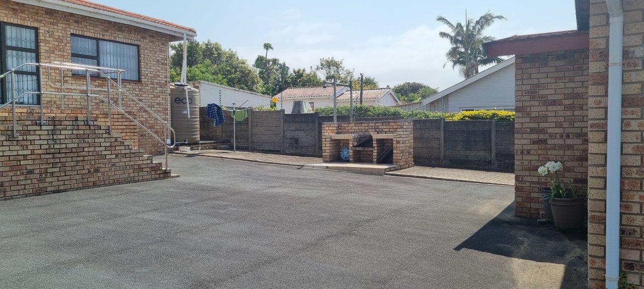 3 Bedroom Property for Sale in Woodgrange KwaZulu-Natal