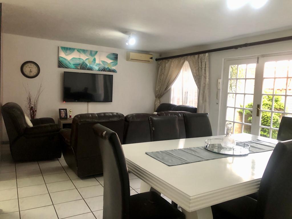 3 Bedroom Property for Sale in Scottsville KwaZulu-Natal