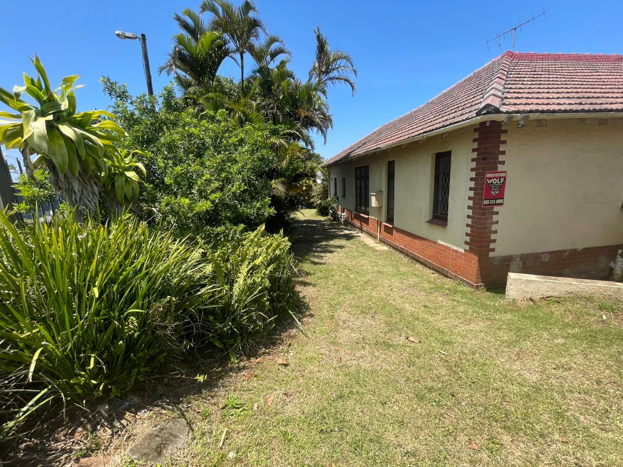 5 Bedroom Property for Sale in Manaba Beach KwaZulu-Natal