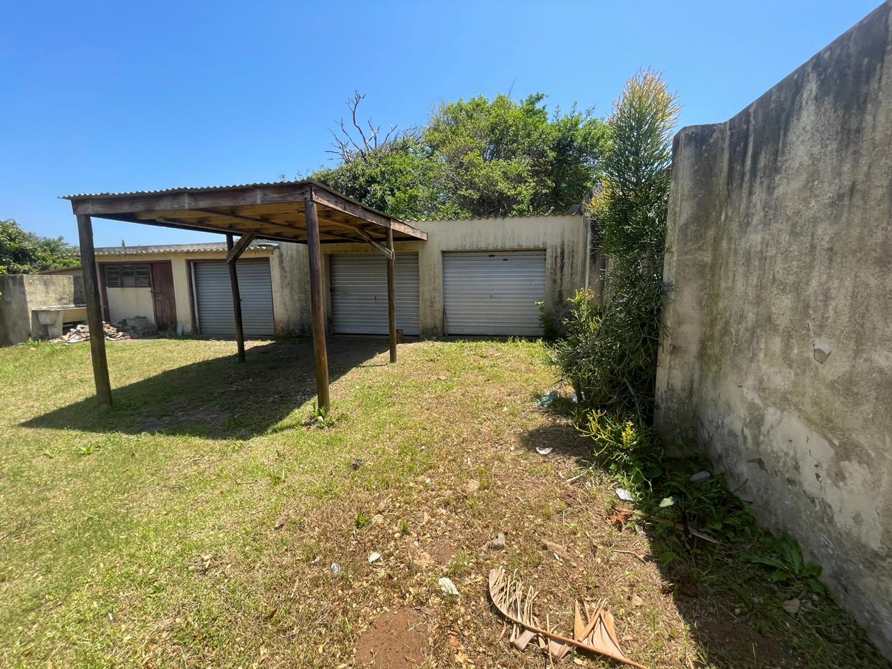 5 Bedroom Property for Sale in Manaba Beach KwaZulu-Natal