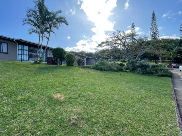 2 Bedroom Property for Sale in Port Edward KwaZulu-Natal