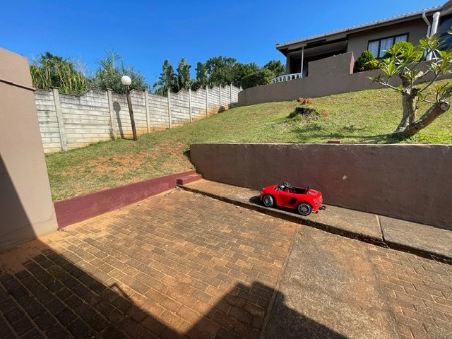 2 Bedroom Property for Sale in Port Edward KwaZulu-Natal