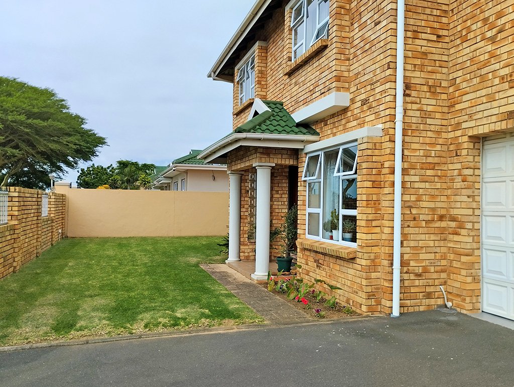 4 Bedroom Property for Sale in Somerset Park KwaZulu-Natal