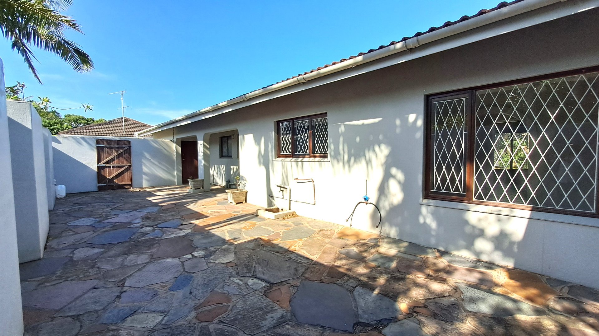 4 Bedroom Property for Sale in Port Edward KwaZulu-Natal