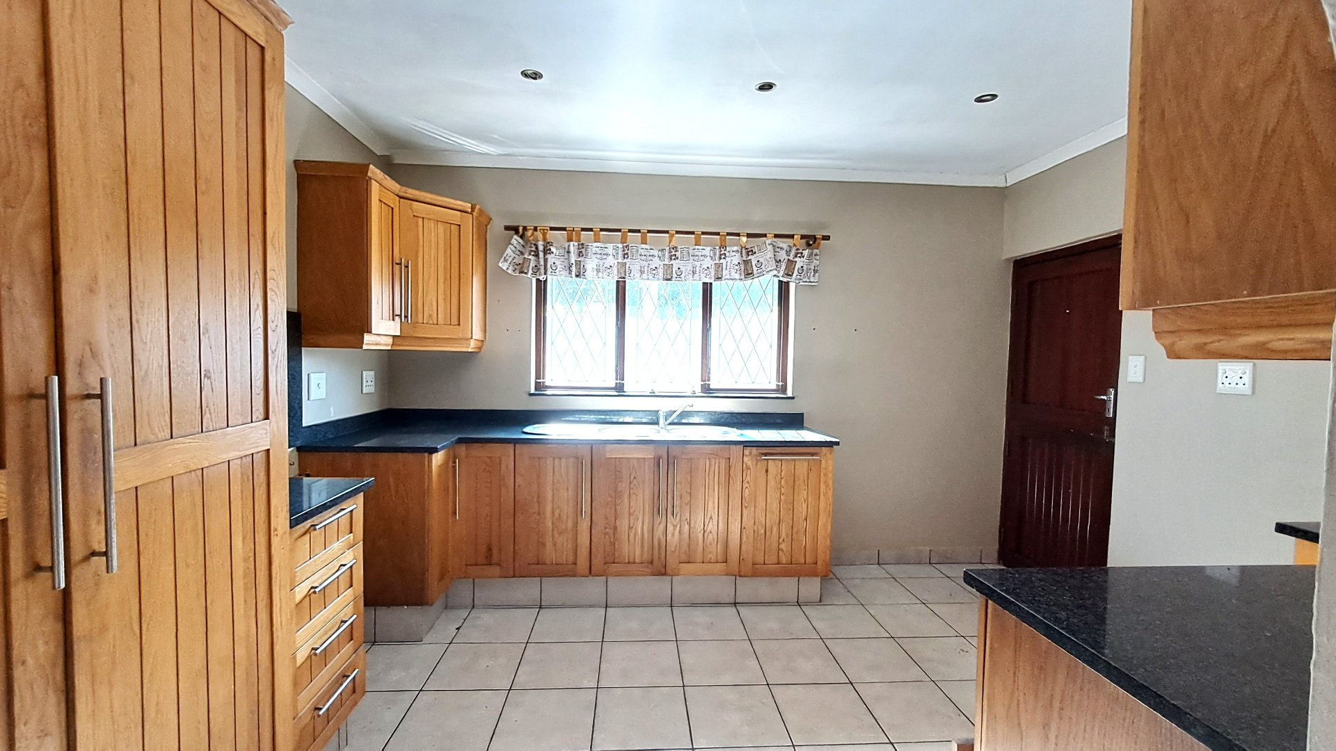 4 Bedroom Property for Sale in Port Edward KwaZulu-Natal