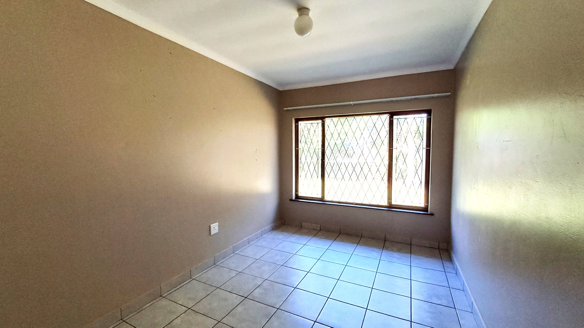 4 Bedroom Property for Sale in Port Edward KwaZulu-Natal