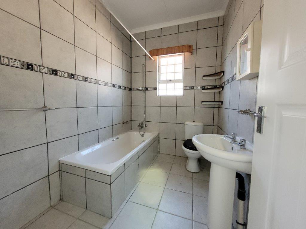 2 Bedroom Property for Sale in Mtwalume KwaZulu-Natal