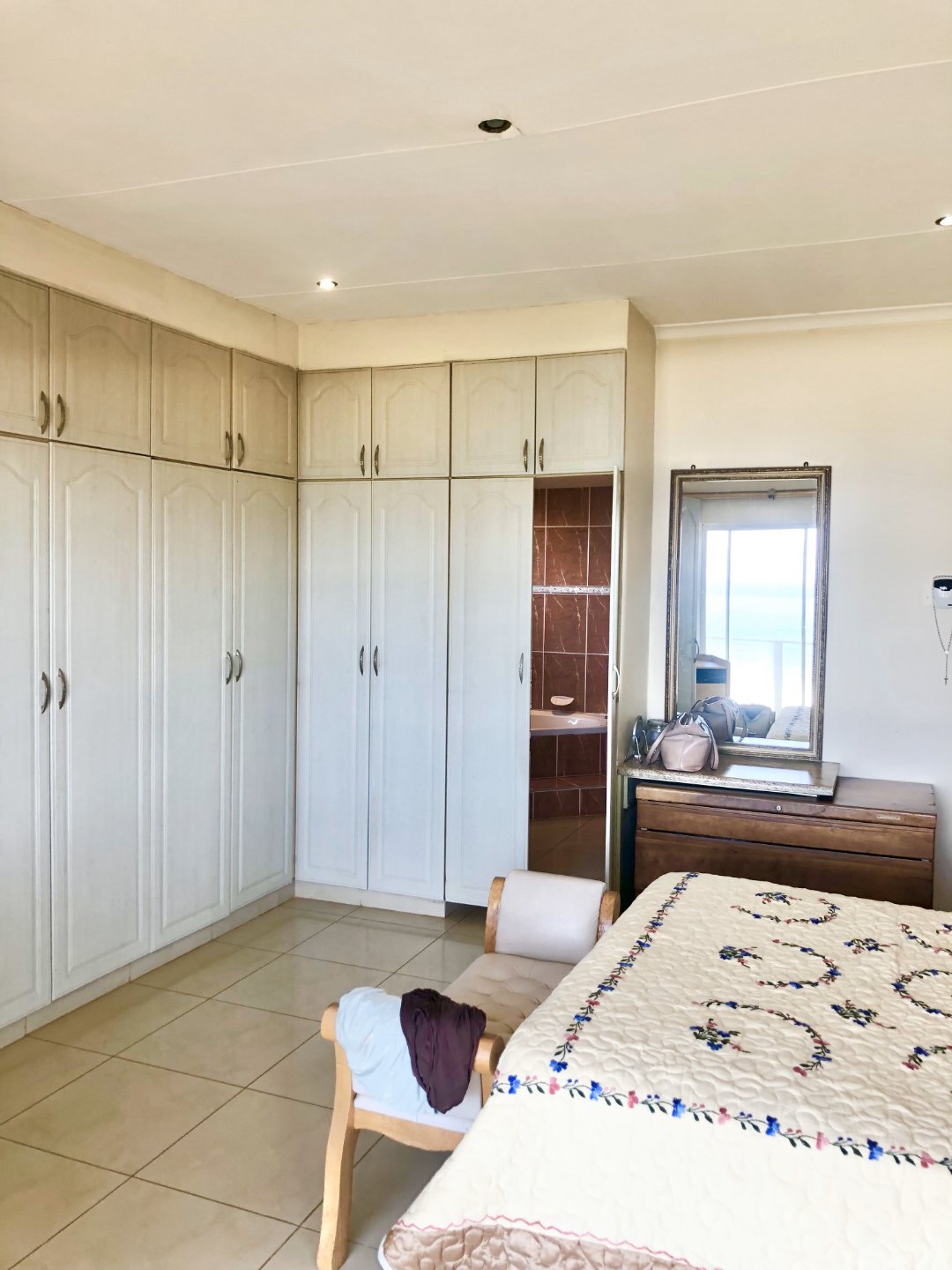 6 Bedroom Property for Sale in Oslo Beach KwaZulu-Natal