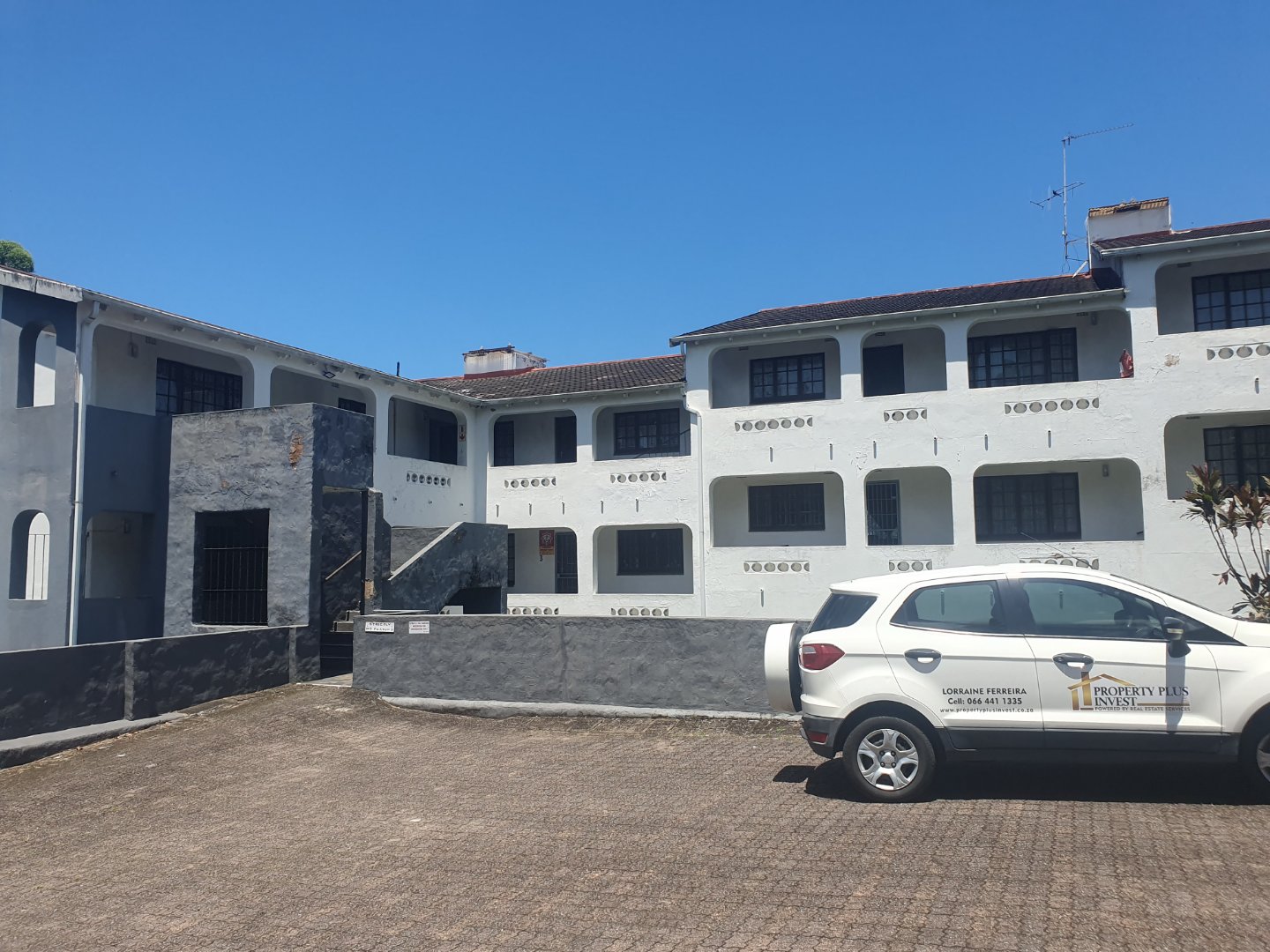 2 Bedroom Property for Sale in Umtentweni KwaZulu-Natal