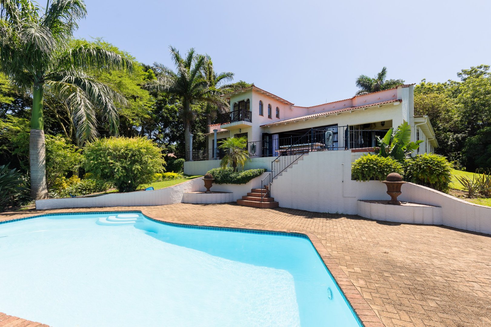 4 Bedroom Property for Sale in Umtentweni KwaZulu-Natal