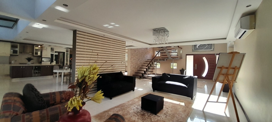 5 Bedroom Property for Sale in Beverley Hills KwaZulu-Natal