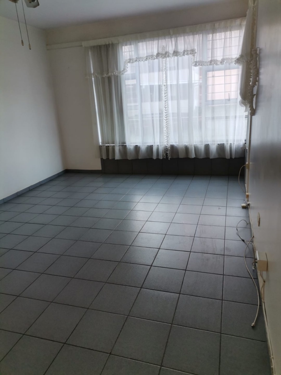 1 Bedroom Property for Sale in Amanzimtoti KwaZulu-Natal