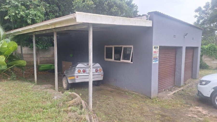 4 Bedroom Property for Sale in Umtentweni KwaZulu-Natal