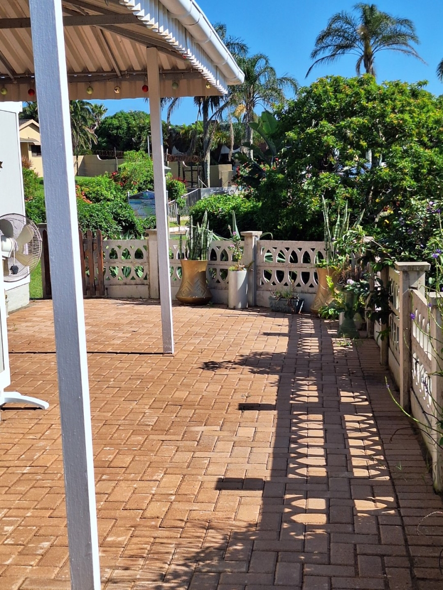 2 Bedroom Property for Sale in Hibberdene KwaZulu-Natal