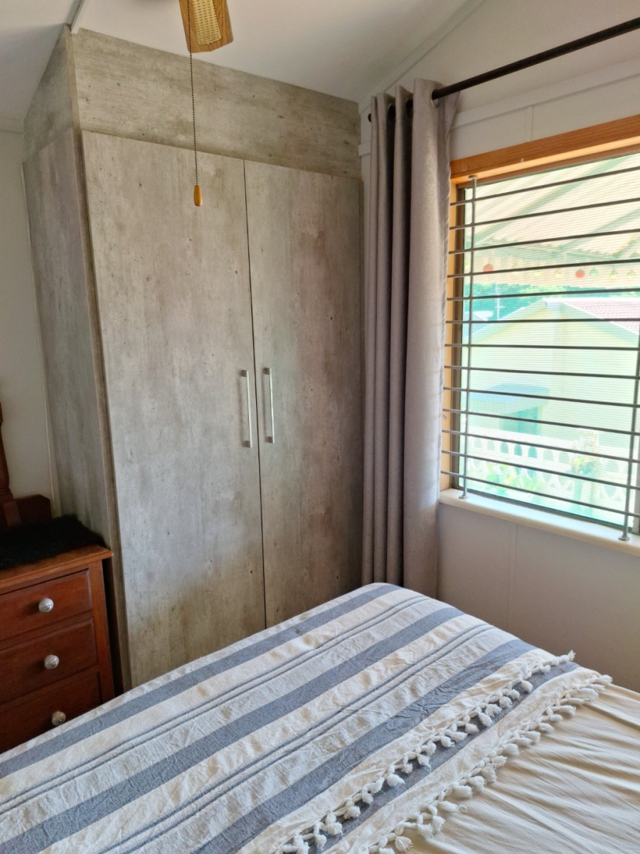 2 Bedroom Property for Sale in Hibberdene KwaZulu-Natal