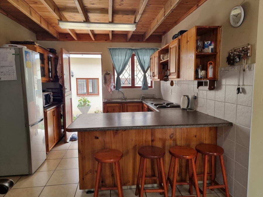 4 Bedroom Property for Sale in Southport KwaZulu-Natal