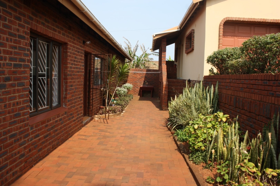 4 Bedroom Property for Sale in Ifafa Beach KwaZulu-Natal