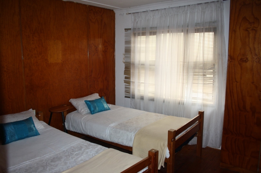 1 Bedroom Property for Sale in Mtwalume KwaZulu-Natal